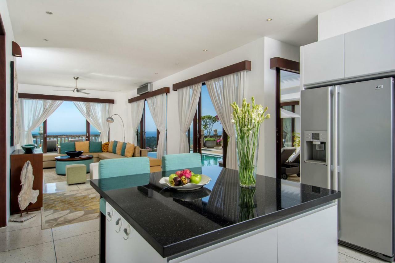Villa Amanie - Private Villa With Infinity Pool, Stunning Views And Cook Jimbaran  Bagian luar foto