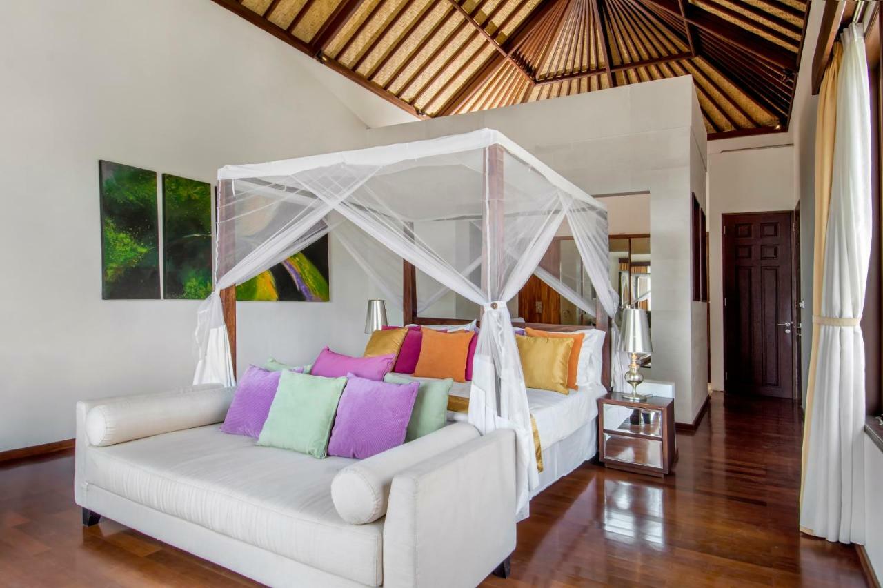 Villa Amanie - Private Villa With Infinity Pool, Stunning Views And Cook Jimbaran  Bagian luar foto