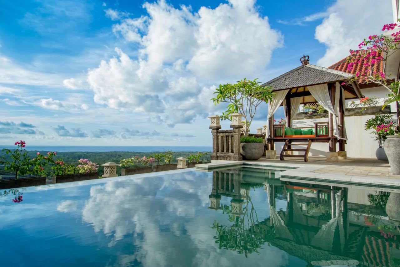 Villa Amanie - Private Villa With Infinity Pool, Stunning Views And Cook Jimbaran  Bagian luar foto