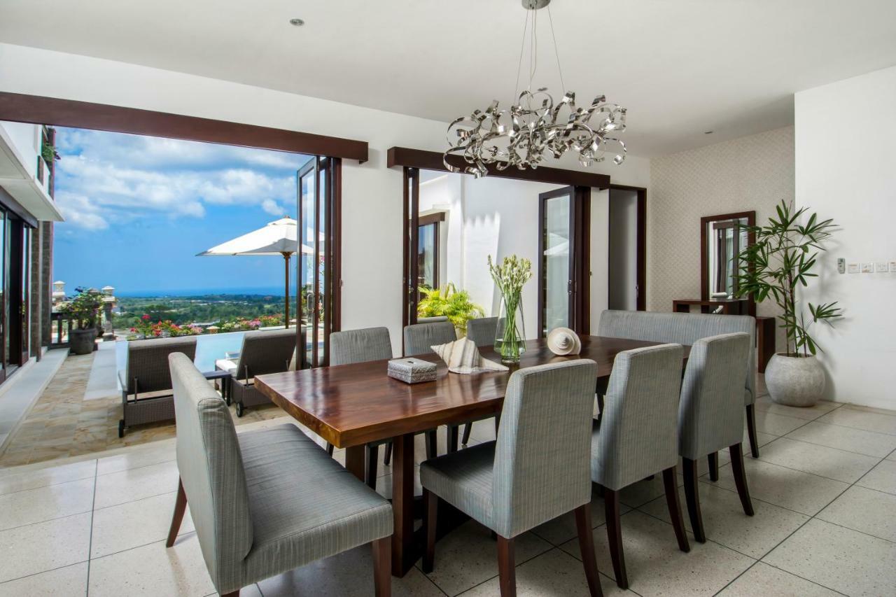 Villa Amanie - Private Villa With Infinity Pool, Stunning Views And Cook Jimbaran  Bagian luar foto